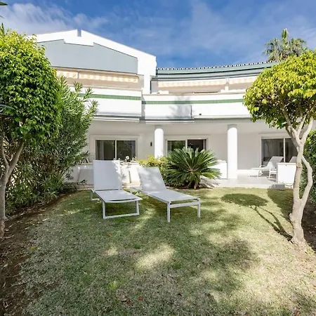 Amazing 4 Bed Beachfront Dominion Rdr358 * Estepona