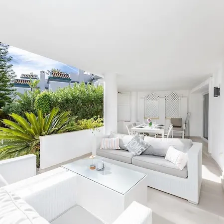 Amazing 4 Bed Beachfront Dominion Rdr358