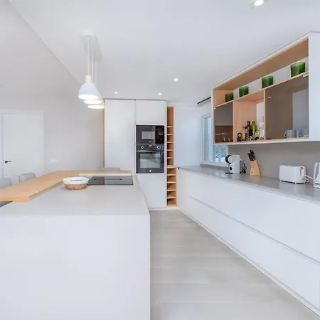 Amazing 4 Bed Beachfront Dominion Rdr358 Apartman *