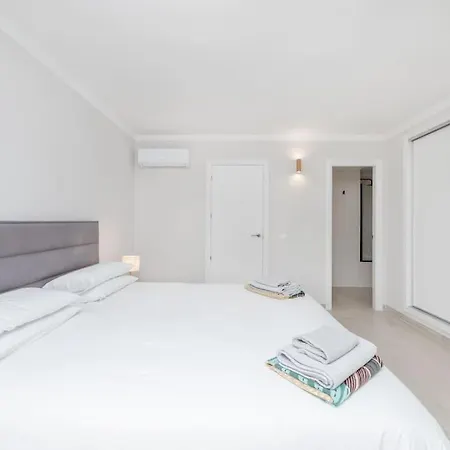 公寓 Amazing 4 Bed Beachfront Dominion Rdr358 *