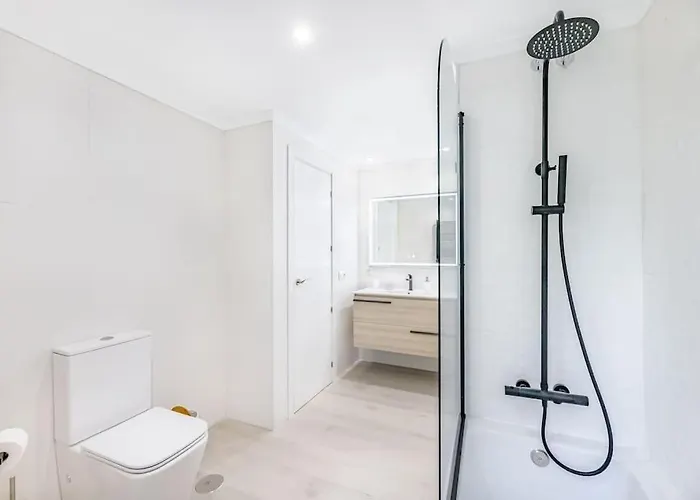 Amazing 4 Bed Beachfront Dominion Rdr358 埃斯特波纳