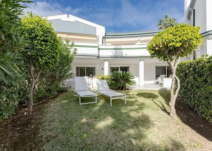 Amazing 4 Bed Beachfront Dominion Rdr358 * 埃斯特波纳